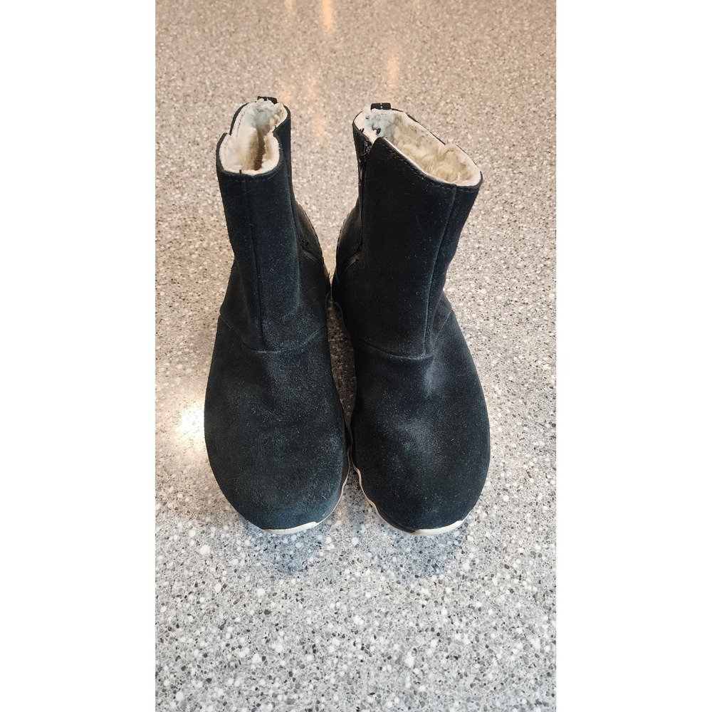 Sorel Kinetic Short Boot Womens Size 6 Black Excellent Condition NL3128-010